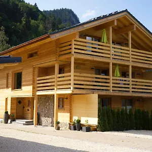 Leos Alpenchalet - Inclusive Sommer Bergbahnticket Und E-auto Ladestation Apartment